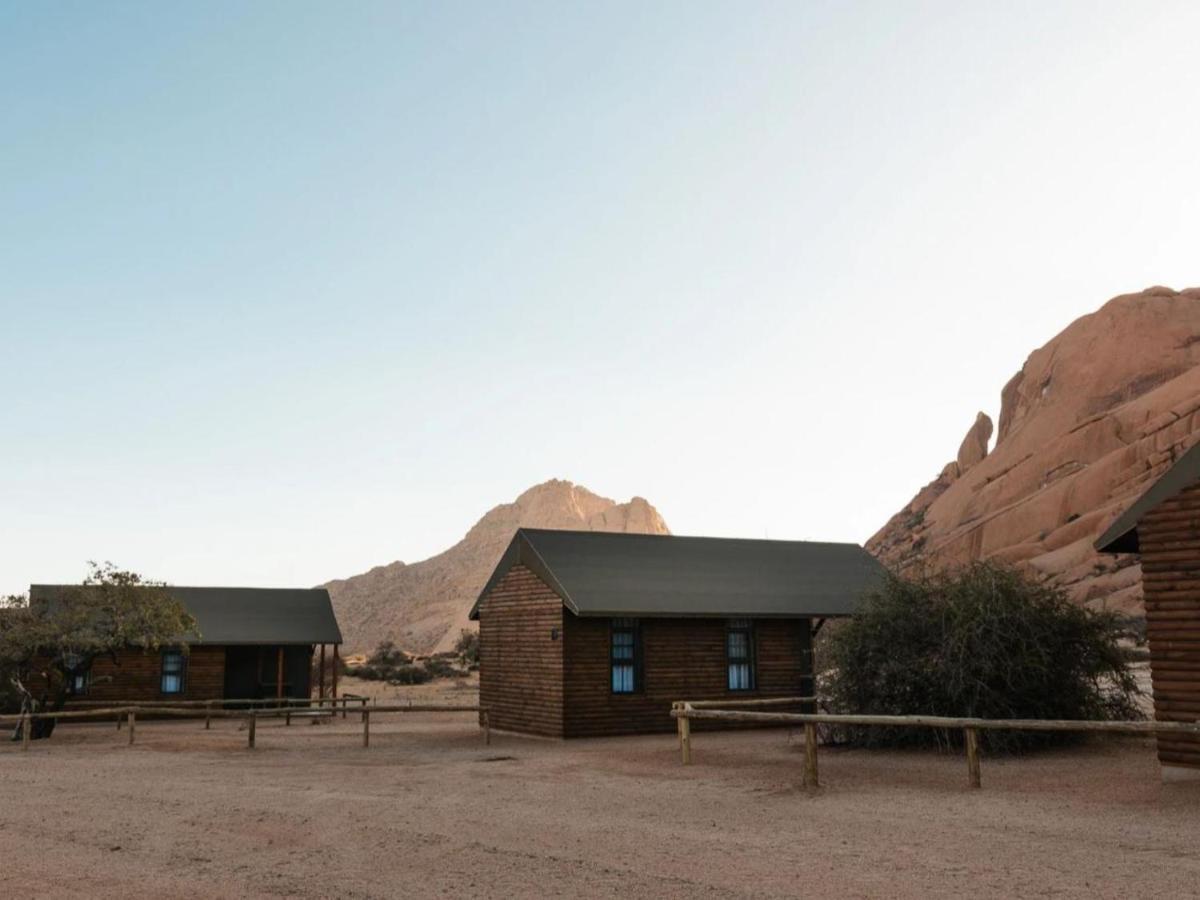 Spitzkoppe Cabin Camp Usakos Esterno foto
